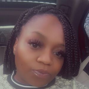 Meet your Posher, Bettina